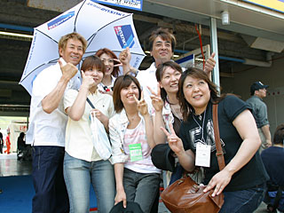 �L�O�B�e�ɉ�����2�l