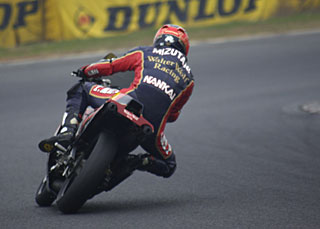 �_�����b�v�R�[�i�[�ւ̐i��